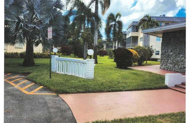4411 NW 16 Gallery 3