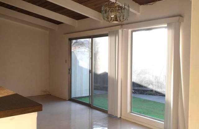 Spacious & Modern 2-Bedroom Townhome-Style Living in Prime Modesto Location! Gallery 4