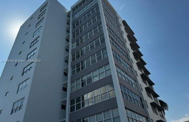 9100 W Bay Harbor Dr photos photos