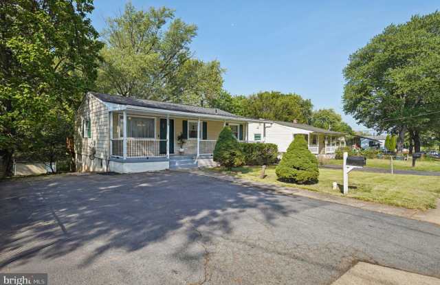 229 CABBEL Drive Gallery 2