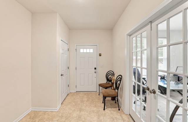 3303 Trillium Circle Gallery 3