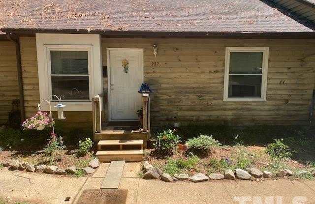 937 W Chatham photos photos