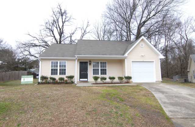 Immaculate maintained 3 bedroom 2 bathroom home in SE Greensboro off Highway 421 and Liberty road. photos photos