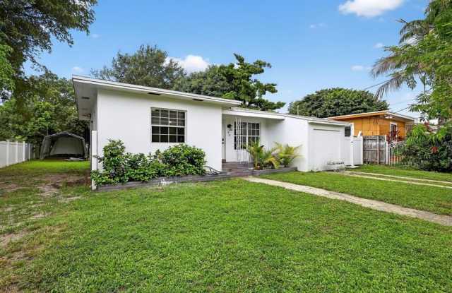 40 NW 68th St photos photos