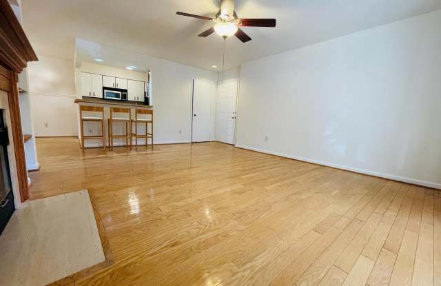 7715 LAFAYETTE FOREST Drive Gallery 4