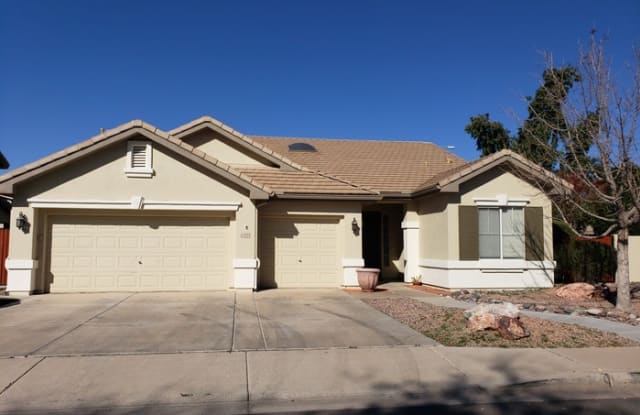 1556 East Laredo Street - 1556 East Laredo Street, Chandler, AZ 85225