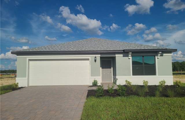 1023 Caloosa Breeze Drive - 1023 Caloosa Breeze Drive, LaBelle, FL 33935