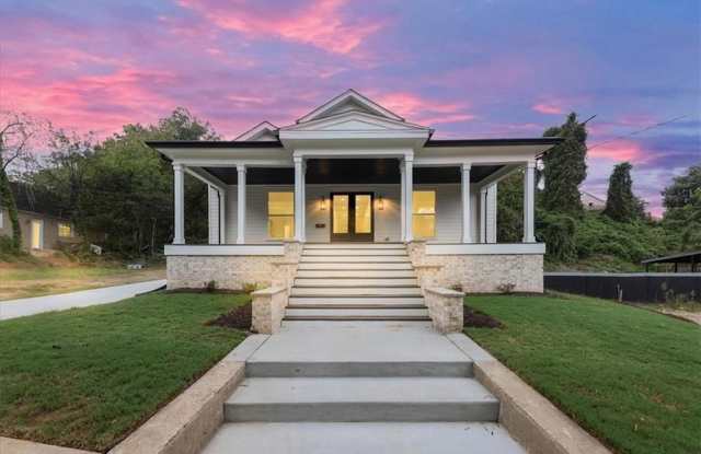 212 Broad Street SW photos photos
