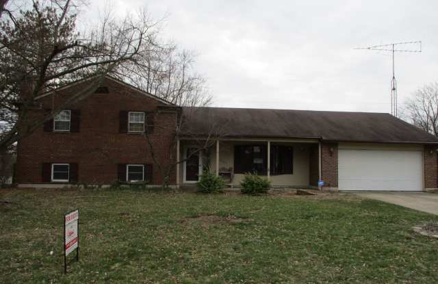 Fantastic Tri-Level 4 Bedroom/2.5 Bath Home w/Living Room  Family Room In Clayton - 6461 Freeport Drive, Clayton, OH 45415