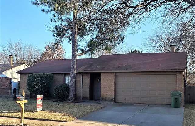 6816 Glenwood Drive - 6816 Glenwood Drive, North Richland Hills, TX 76182