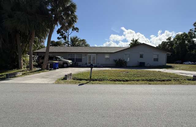 2566 SE Bonita Street - 2566 Southeast Bonita Street, Martin County, FL 34997