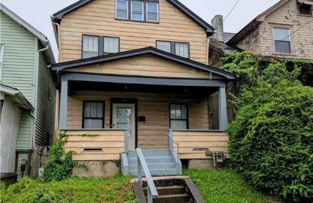 2812 Jenny Lind St - 2812 Jenny Lind Street, McKeesport, PA 15132