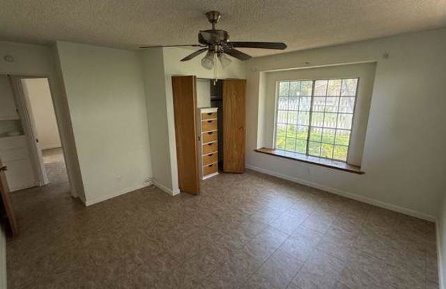 5902 Calvin Avenue photos photos