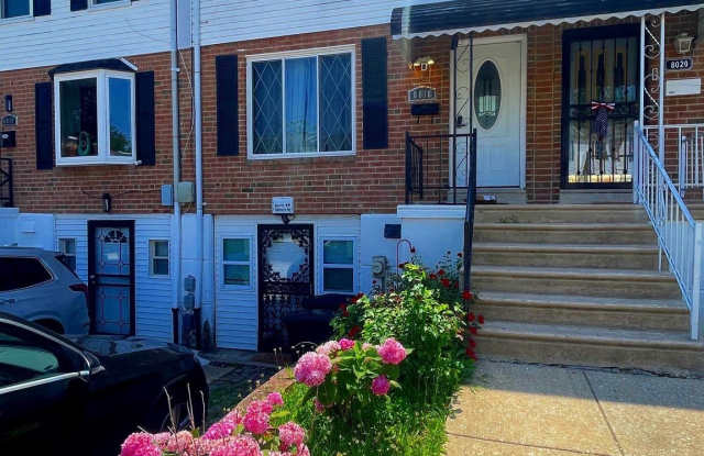 8018 CHELWYNDE Avenue Gallery 3