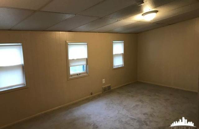 21136 Nummer St Gallery 3