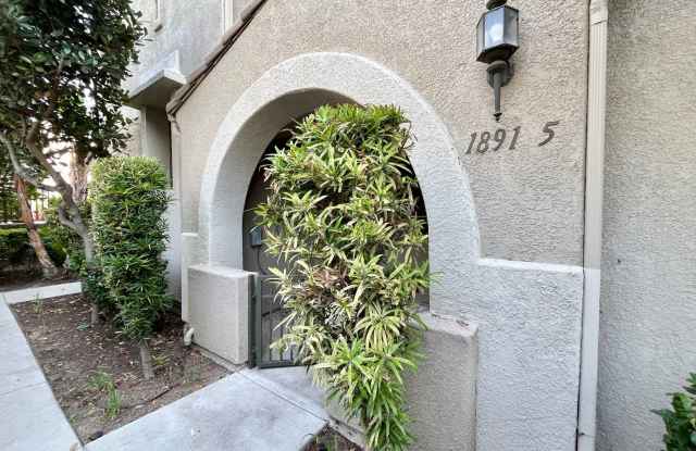 Quiet Otay Ranch townhouse, 3bed/3bath now available! - 1891 Fargo Lane, Chula Vista, CA 91913