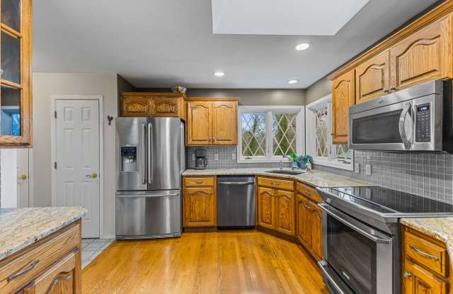 17576 Abiqua Road Northeast Gallery 2