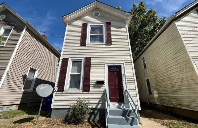 624 South 14th St 3BR/1BA (East Hamilton) ​**DEPOSIT PENDING** Email Leasing@bbrents.com to join the waitlist! - 624 Fourteenth Street, Hamilton, OH 45011