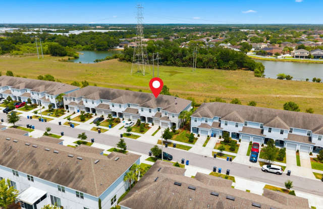 Townhome in Great Location! Gallery 4