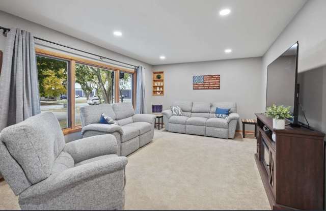 2912 Tucson Drive Gallery 2