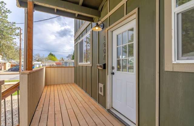 1507 Hines Street Southeast - 1 - 1507 Hines Street Southeast, Salem, OR 97302