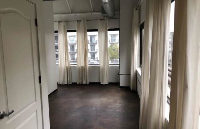 120 Ralph Mcgill Boulevard NE Gallery 4