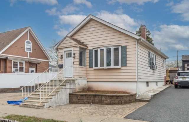 35 BERGEN BLVD photos photos