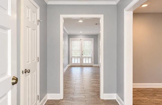 11008 Major Oak Dr Gallery 4