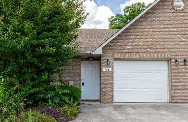 906 Mercer Drive - 1 photos photos