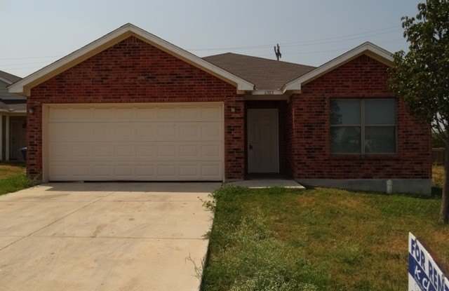 6303 Heathers Run photos photos