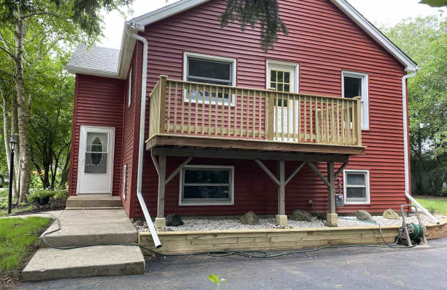 18220 W Lindenwood Dr Gallery 2