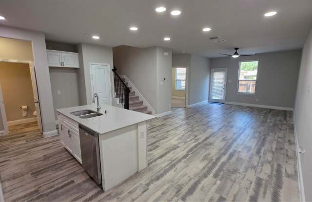 6416 Hermosa Drive Gallery 4