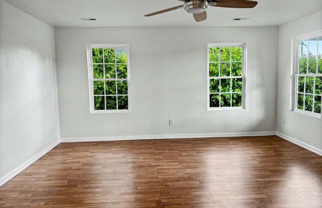 Charming 3BR/2BA Home in Fayetteville – Great Location | First Full Month Rent Free Gallery 4