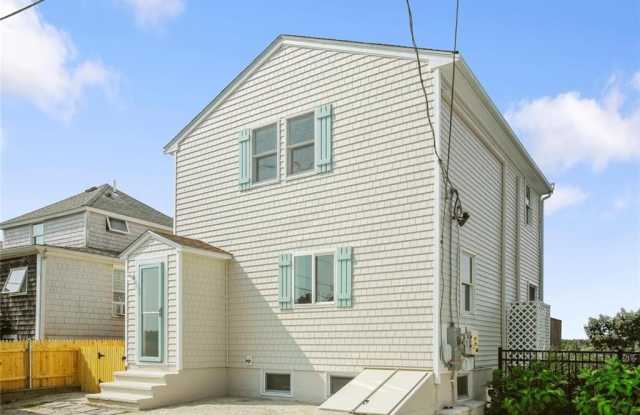 333 Riverside Street photos photos