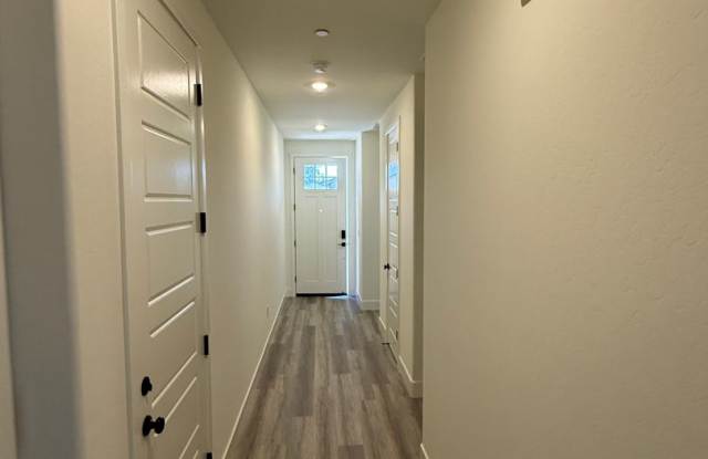 ** Brand-New 4 Bedroom, 3 Bathroom Home for Rent** Gallery 3