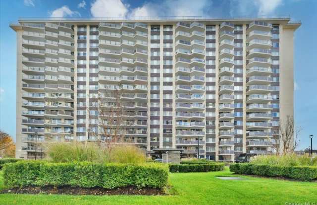 18-15 215 unit: 2G photos photos