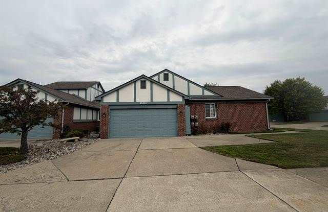 45511 Dover Drive Gallery 1