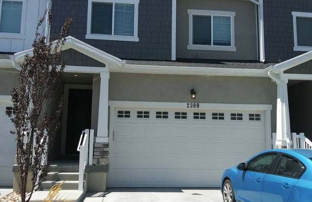 HOLIDAY MOVE-IN SPECIAL - 4 Bedroom 2.5 Bathroom Townhouse in Lehi! - 2309 North 3720 West, Lehi, UT 84043