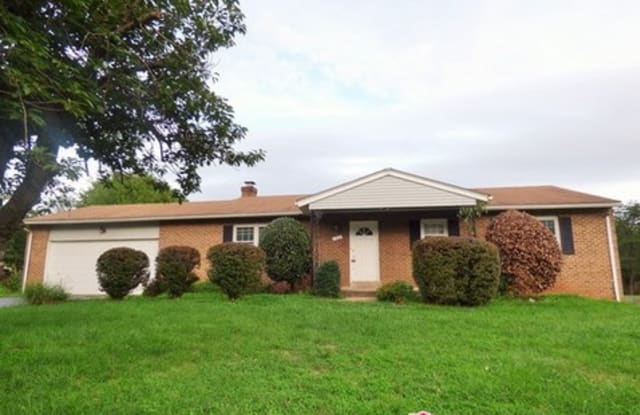 104 Norwood Plaza - 104 Norwood Place, Sterling, VA 20164
