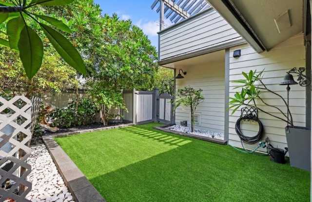 13400 Bedford Mews Court Gallery 4