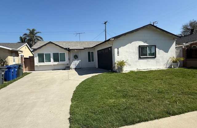 ***COMING SOON*** LAKEWOOD EAST 3BR/2BATH HOME - 11381 Walcroft Street, Lakewood, CA 90715
