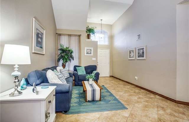 1124 Blackberry Creek Gallery 4