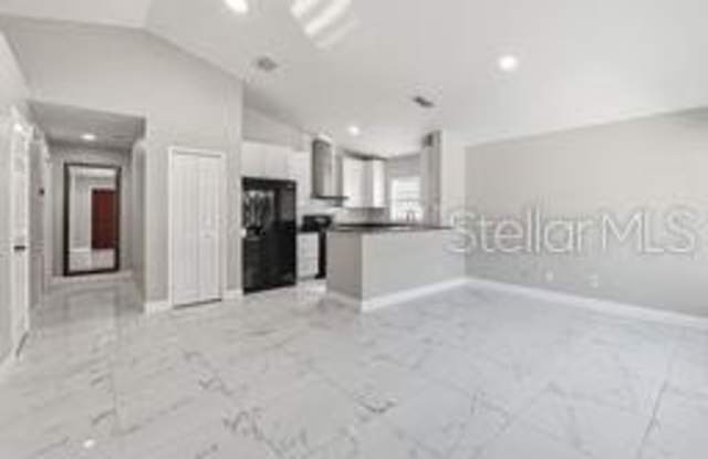 6614 NORTHHAVEN Court Gallery 4