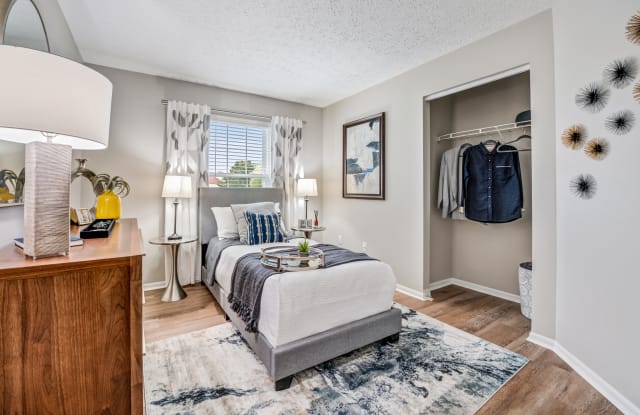 Collier Park Apartments Gallery 4