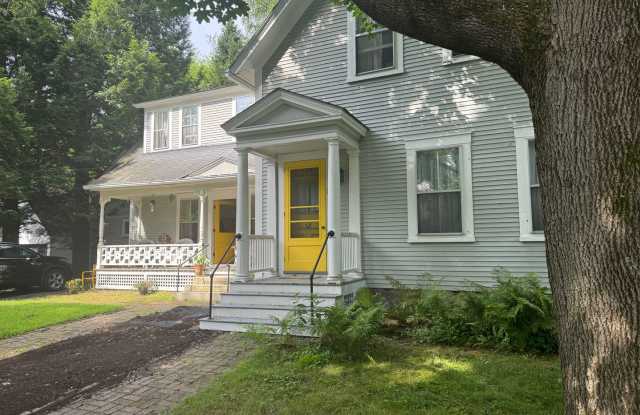 Short term- 4 Bedroom just two blocks from Main Street - 5 Prospect Street, Hanover, NH 03755