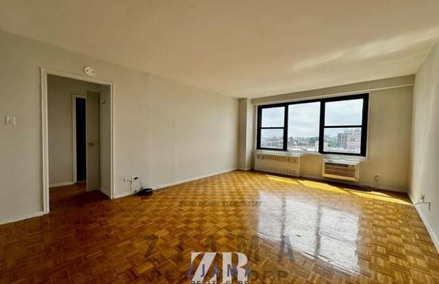 160 Parkside Avenue photos photos