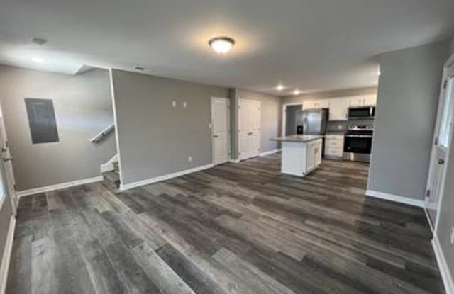 1041 Judah Bear Blvd photos photos