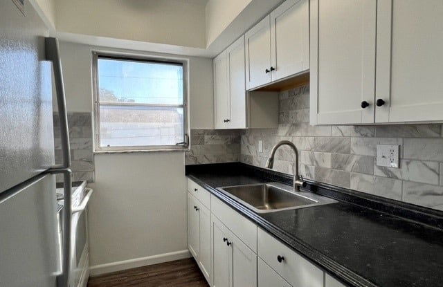 3157 36th St N - 3157 36th Street North, St. Petersburg, FL 33713