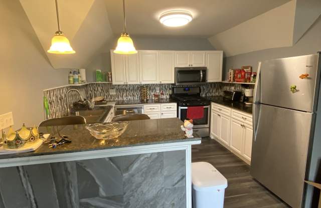 104 Ashworth Pl, 3 Gallery 4