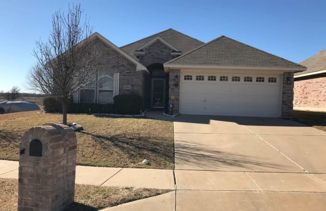 4801 Lemon Grove Dr - 4801 Lemon Grove Drive, Fort Worth, TX 76135